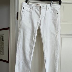 🛍️AG cigarette white jean Size 27R